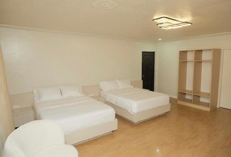 Honey Suite Room Inside Bee Cafe Cebu At Ayala Area Exterior photo