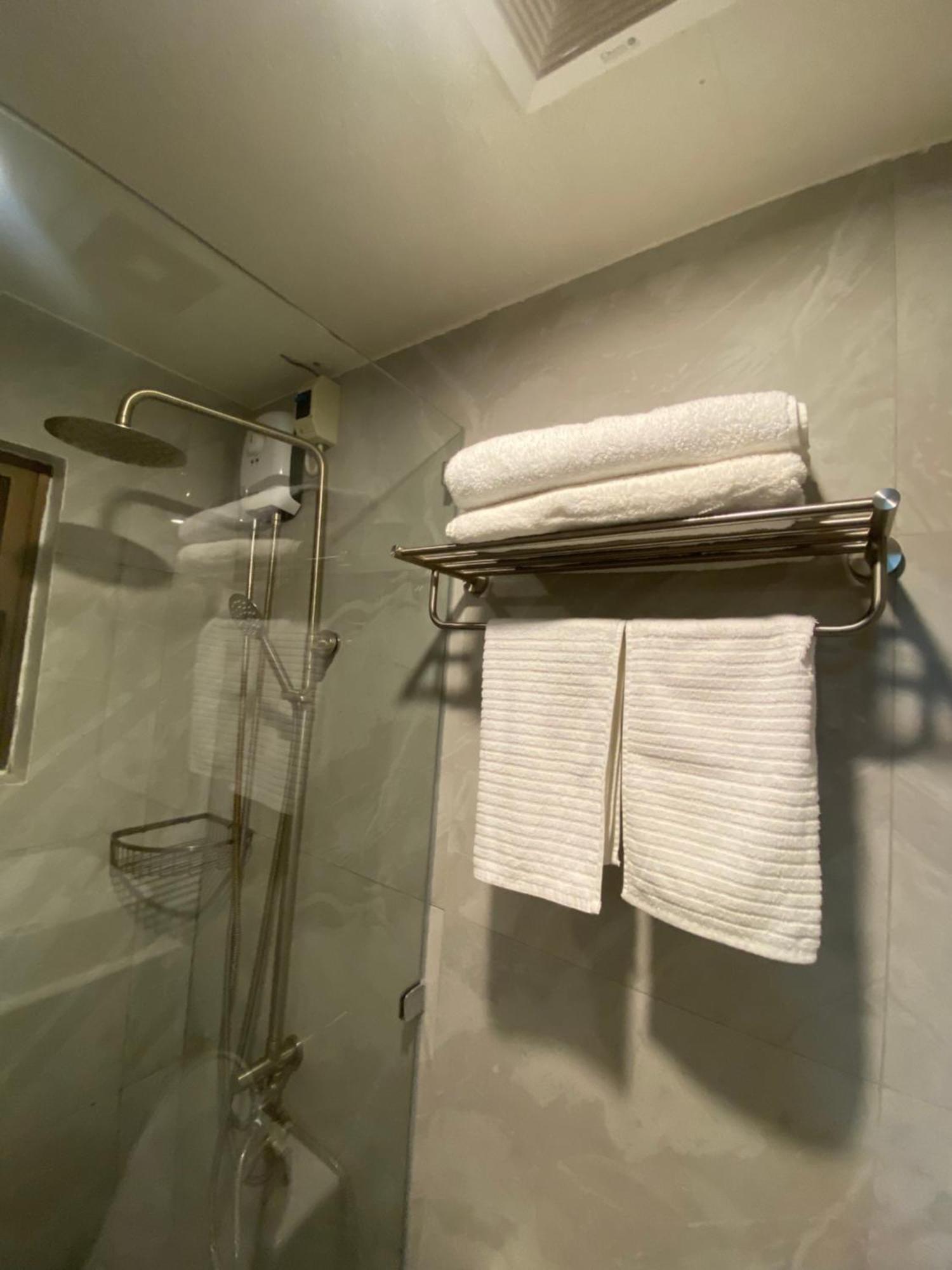 Honey Suite Room Inside Bee Cafe Cebu At Ayala Area Exterior photo
